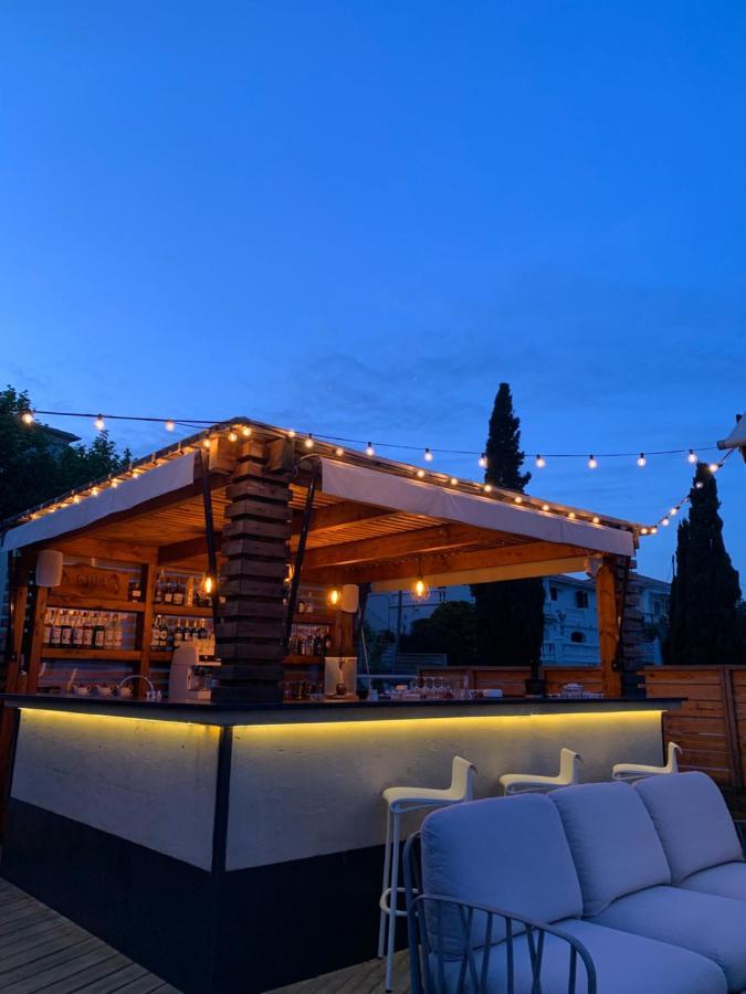Hotel Calavita Rooftop & Spa San-Martino-di-Lota Bagian luar foto